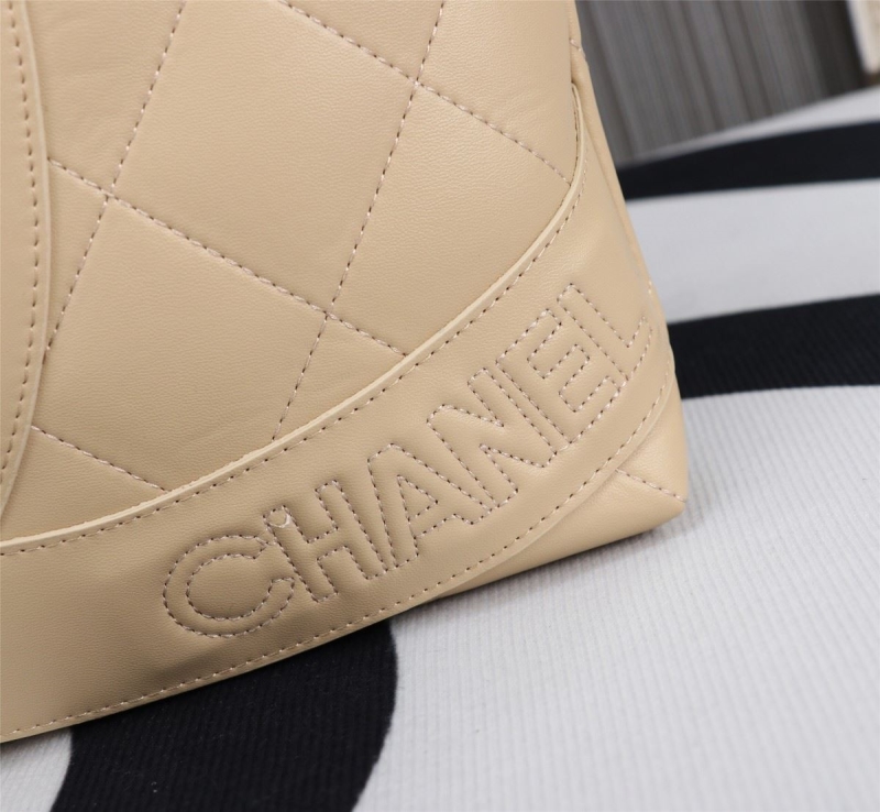Ch**el shopping bags